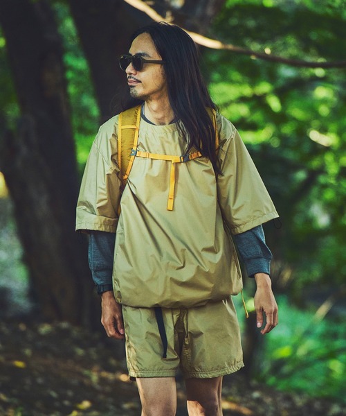 MYSTERY RANCH（ミステリーランチ）の「MYSTERYRANCH/ミステリーランチ IN & OUT 18/イン & アウト 18（バックパック/リュック・メンズ・ブラック/ホワイト/グレー/イエロー・FREE）」の9枚目の写真