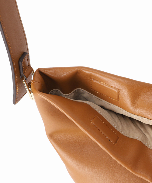 IENA(イエナ)の「《追加2》PUNTI./プンティ GRAFT L TOTE トートバッグ(トートバッグ・レディース・ブラック/ブラウン・FREE)」の21枚目の写真