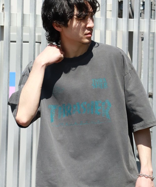 THRASHER（スラッシャー）の「【THRASHER/スラッシャー】ピグメント加工 ロゴプリント 半袖 オーバーサイズTシャツ（Tシャツ/カットソー・メンズ・ピンク/ブラック系1/ブラック系2/ブルー/ブラウン/ブラック系3/ブラック系4・M/L/XL）」の4枚目の写真
