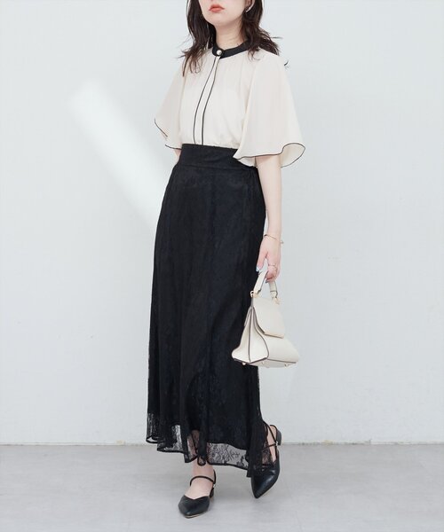 natural couture(ナチュラルクチュール)の「【WEB限定】パール釦ポイントバイカラーフレア5分袖ブラウス(シャツ/ブラウス・レディース・ベージュ系その他/ネイビー/その他1/ピンクベージュ/サックスブルー/オフホワイト/ドット・FREE)」の20枚目の写真