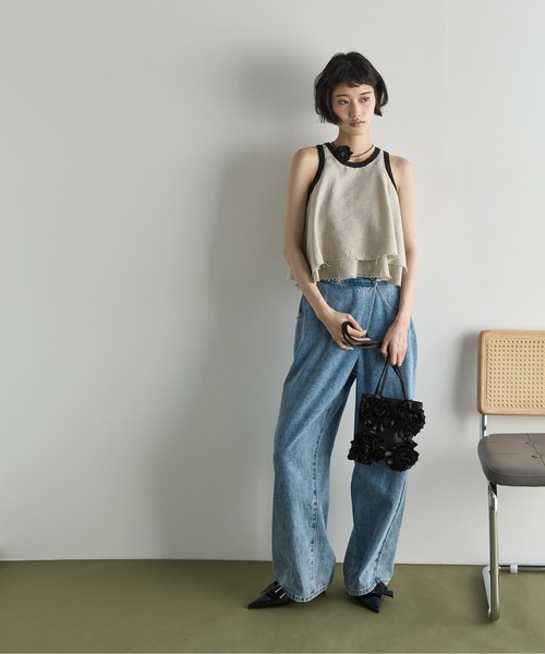 THE YOn（ザヨン）の「リネンライクバイカラーパイピングカット