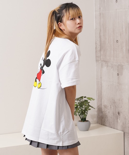 Disney(ディズニー)の「ディズニー ミッキーマウス オーバーサイズ Tシャツ / Disney Mickey Mouse Oversized T-Shirt(Tシャツ/カットソー・レディース・B/A/C/D/E/F・M/L)」の12枚目の写真
