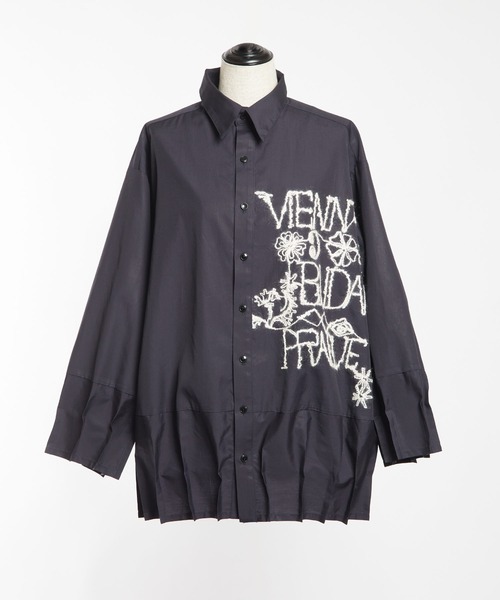 gomme（ゴム）の「キャピタル刺繍　タックシャツ（シャツ/ブラウス・レディース・ブラック/ネイビー・MEDIUM）」の10枚目の写真