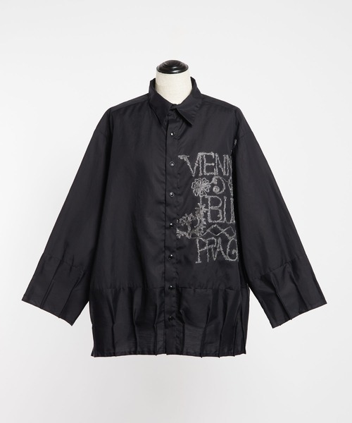 gomme（ゴム）の「キャピタル刺繍　タックシャツ（シャツ/ブラウス・レディース・ブラック/ネイビー・MEDIUM）」の21枚目の写真