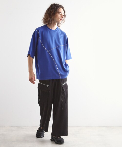 tk.TAKEO KIKUCHI（ティーケータケオキクチ）の「ハンドステッチスイッチカットソー（Tシャツ/カットソー・メンズ・ホワイト/ブルー/ブラック・02/03）」の14枚目の写真