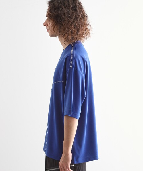 tk.TAKEO KIKUCHI（ティーケータケオキクチ）の「ハンドステッチスイッチカットソー（Tシャツ/カットソー・メンズ・ホワイト/ブルー/ブラック・02/03）」の18枚目の写真