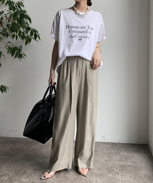 DouDou(ドゥドゥ)の「【WEB限定】HUMAN ARE TINY 半袖TEE(Tシャツ/カットソー・レディース・ブラック/ベージュ/ホワイト・FREE)」の18枚目の写真