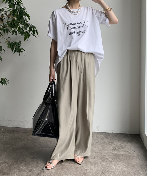DouDou(ドゥドゥ)の「【WEB限定】HUMAN ARE TINY 半袖TEE(Tシャツ/カットソー・レディース・ブラック/ベージュ/ホワイト・FREE)」の19枚目の写真