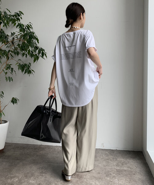 DouDou(ドゥドゥ)の「【WEB限定】HUMAN ARE TINY 半袖TEE(Tシャツ/カットソー・レディース・ブラック/ベージュ/ホワイト・FREE)」の22枚目の写真