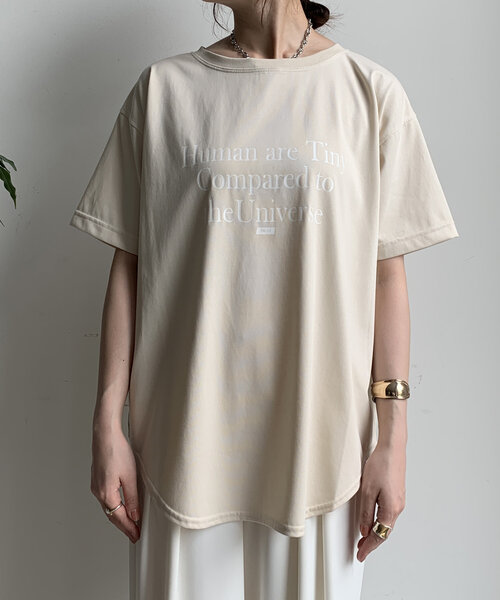 DouDou(ドゥドゥ)の「【WEB限定】HUMAN ARE TINY 半袖TEE(Tシャツ/カットソー・レディース・ブラック/ベージュ/ホワイト・FREE)」の7枚目の写真