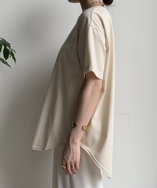 DouDou(ドゥドゥ)の「【WEB限定】HUMAN ARE TINY 半袖TEE(Tシャツ/カットソー・レディース・ブラック/ベージュ/ホワイト・FREE)」の8枚目の写真
