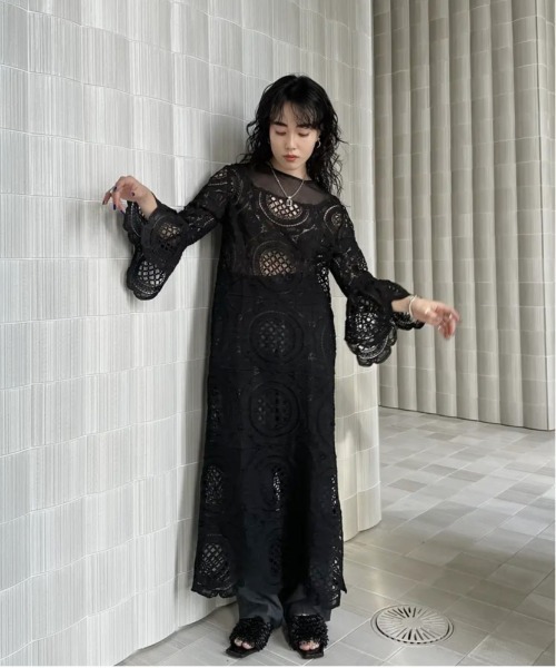 MEDI INDIAN BIG LACE DRESS（ワンピース）｜Ameri（アメリ）の