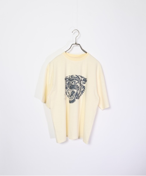 ATELANE（アテレーン）の「ATELANE/OE天竺ピグメント プリント、刺繍TEE（Tシャツ/カットソー・メンズ・ブラック系その他/アイボリー/ブラック/ホワイト系その他/レッド・LARGE/X-LARGE/MEDIUM）」の3枚目の写真