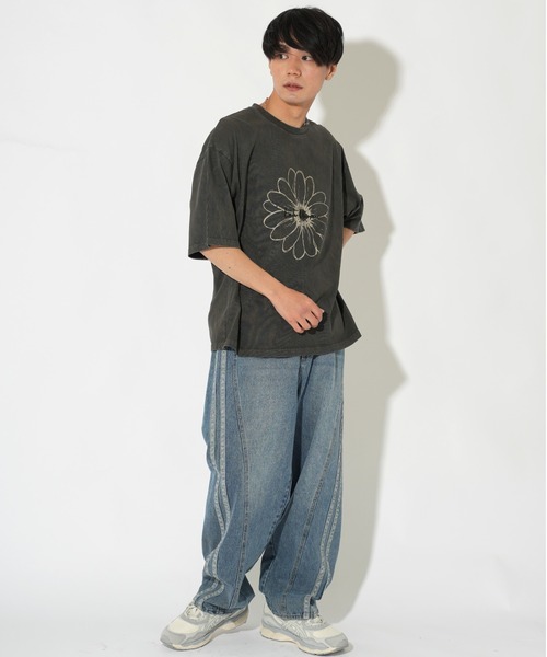 ATELANE（アテレーン）の「ATELANE/OE天竺ピグメント プリント、刺繍TEE（Tシャツ/カットソー・メンズ・ブラック系その他/アイボリー/ブラック/ホワイト系その他/レッド・LARGE/X-LARGE/MEDIUM）」の13枚目の写真