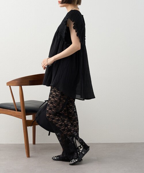 w closet（ダブルクローゼット）の「【2WAY/3色展開】シャーリングチュニック（シャツ/ブラウス・レディース・サックスブルー/ブラック/オフホワイト・FREE）」の19枚目の写真