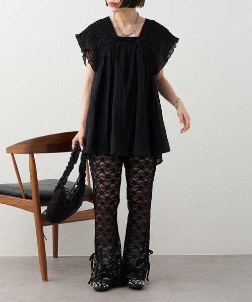 w closet（ダブルクローゼット）の「【2WAY/3色展開】シャーリングチュニック（シャツ/ブラウス・レディース・サックスブルー/ブラック/オフホワイト・FREE）」の22枚目の写真