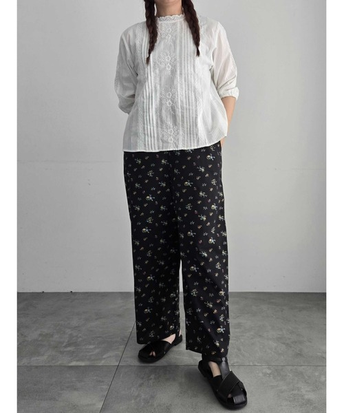 SM2（エスエムツー）の「花柄プリントイージーパンツ（その他パンツ・レディース・オフホワイト/ブラック/カーキ・F）」の9枚目の写真