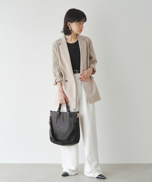 russet（ラシット）の「エンボスモノグラム 2WAYトートバッグ（トートバッグ・レディース・ブラック/グレー系その他・FREE）」の9枚目の写真