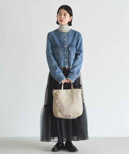 russet(ラシット)の「スリム2WAYトートバッグ <エンボスモノグラム>(トートバッグ・レディース・ブラック/グレー系その他/ダークブラウン/ブルー系その他・FREE)」の11枚目の写真