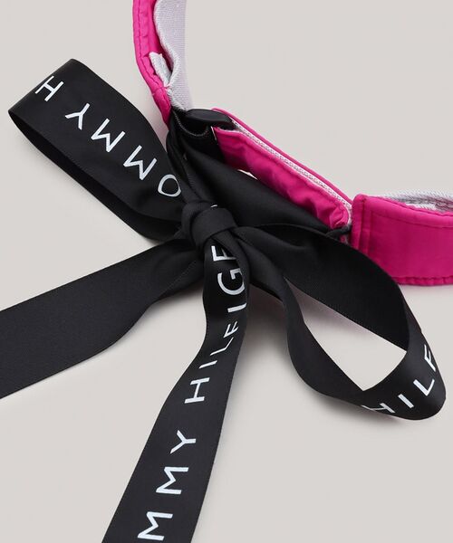 TOMMY HILFIGER（トミーヒルフィガー）の「TOMMY HILFIGER GOLF トミーロゴリボンバイザー（キャップ・レディース・ブルー/ピンク/ブラック・FREE）」の8枚目の写真