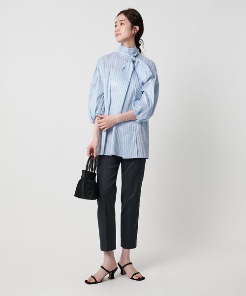 UNITED ARROWS(ユナイテッドアローズ)の「FABRICA シルキーボウタイブラウス - ウォッシャブル -(シャツ/ブラウス・レディース・オフホワイト/その他7/その他1・FREE)」の5枚目の写真