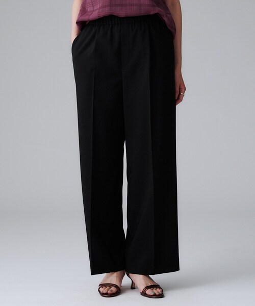 UNTITLED（アンタイトル）の「【UV/はっ水/セットアップ可】リラククールパンツ（その他パンツ・レディース・ブラック/ブラウン系/チャコールグレー・50/48/46/44/42/04/03/02/01/00）」の2枚目の写真