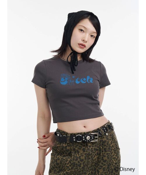 jouetie(ジュエティ)の「【Lilo&Stitch】ロゴフィットTシャツ(Tシャツ/カットソー・レディース・レッド/アイボリー/ブラック・MEDIUM)」の4枚目の写真