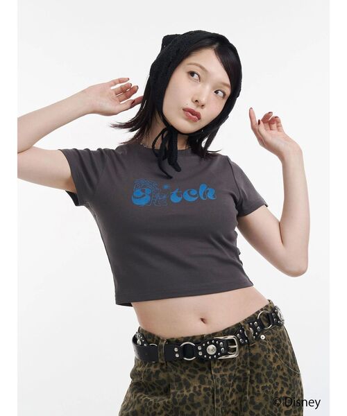 jouetie(ジュエティ)の「【Lilo&Stitch】ロゴフィットTシャツ(Tシャツ/カットソー・レディース・レッド/アイボリー/ブラック・MEDIUM)」の6枚目の写真