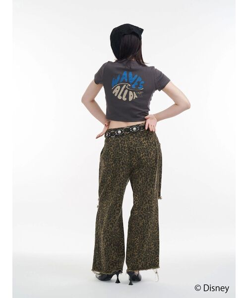 jouetie(ジュエティ)の「【Lilo&Stitch】ロゴフィットTシャツ(Tシャツ/カットソー・レディース・レッド/アイボリー/ブラック・MEDIUM)」の10枚目の写真