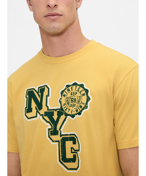 GAP(ギャップ)の「エブリディ ソフト リラックス グラフィックTシャツ(Tシャツ/カットソー・メンズ・ブラック/オフホワイト/グリーン/ネイビー/イエロー・XS/S/M/L/XL)」の1枚目の写真