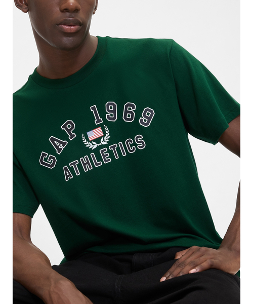 GAP(ギャップ)の「エブリディ ソフト リラックス グラフィックTシャツ(Tシャツ/カットソー・メンズ・ブラック/オフホワイト/グリーン/ネイビー/イエロー・XS/S/M/L/XL)」の4枚目の写真