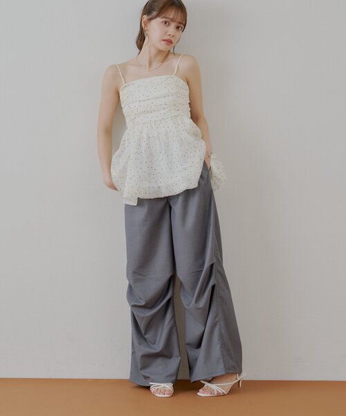 Chico（チコ）の「タックワイドスラックスパンツ（その他パンツ・レディース・ブラウン/グレー/ベージュ・FREE）」の4枚目の写真