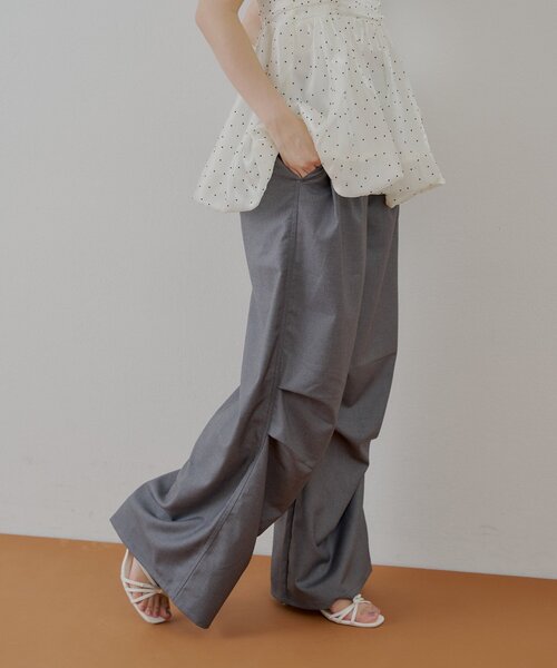 Chico（チコ）の「タックワイドスラックスパンツ（その他パンツ・レディース・ブラウン/グレー/ベージュ・FREE）」の10枚目の写真