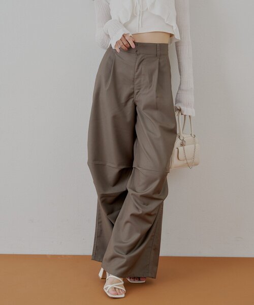 Chico（チコ）の「タックワイドスラックスパンツ（その他パンツ・レディース・ブラウン/グレー/ベージュ・FREE）」の21枚目の写真