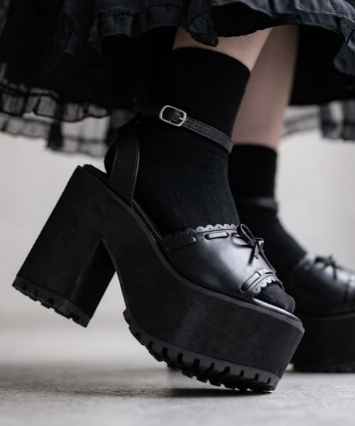 LOVEHUNTER(ラブハンター)の「LOVEHUNTER/+10cm 軽量厚底 ストラップリボンサンダル(2246)(サンダル・レディース・ホワイト/ブラック系1/ブラック系2・S/M/L/LL)」の2枚目の写真