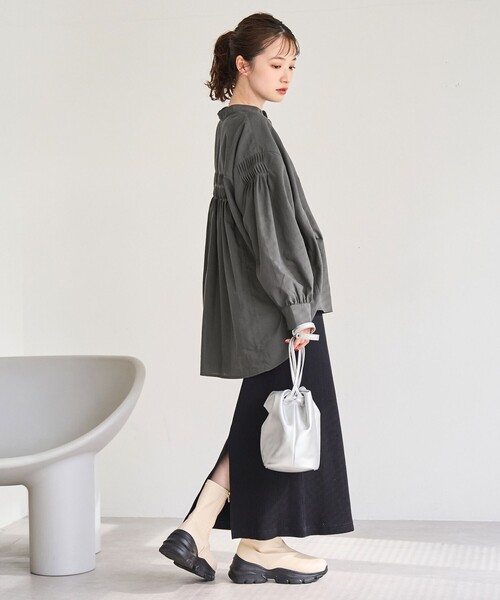 coen(コーエン)の「【再入荷 / 新色追加】ピンタックバンドカラーブラウス(シャツ/ブラウス・レディース・ライトブルー/ベージュ/ダークグレー/オフホワイト/クリーム・L/M)」の20枚目の写真