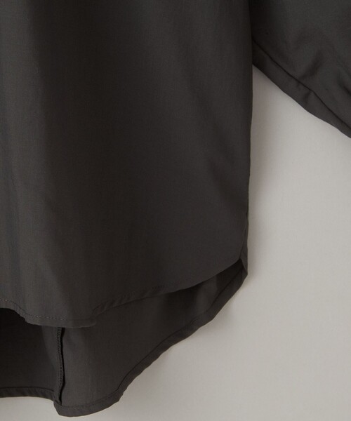 coen(コーエン)の「【再入荷 / 新色追加】ピンタックバンドカラーブラウス(シャツ/ブラウス・レディース・ライトブルー/ベージュ/ダークグレー/オフホワイト/クリーム・L/M)」の18枚目の写真