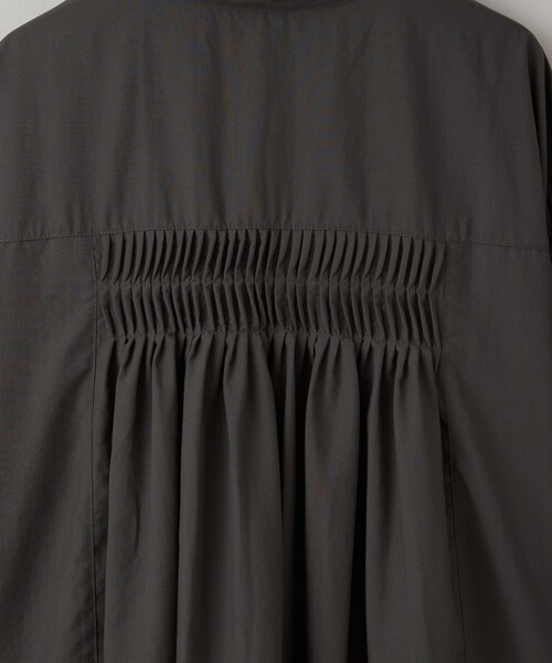 coen（コーエン）の「【再入荷 / 新色追加】ピンタックバンドカラーブラウス（シャツ/ブラウス・レディース・ライトブルー/ベージュ/ダークグレー/オフホワイト/クリーム・L/M）」の16枚目の写真