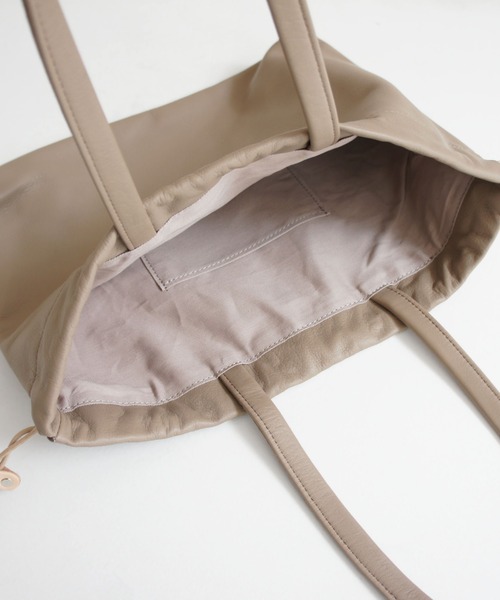 TIDEWAY(タイドウェイ)の「SHEETS 巾着 TOTE(トートバッグ・レディース・ライトグレー/ブラック/ダークグレー/グレイッシュベージュ・FREE)」の10枚目の写真