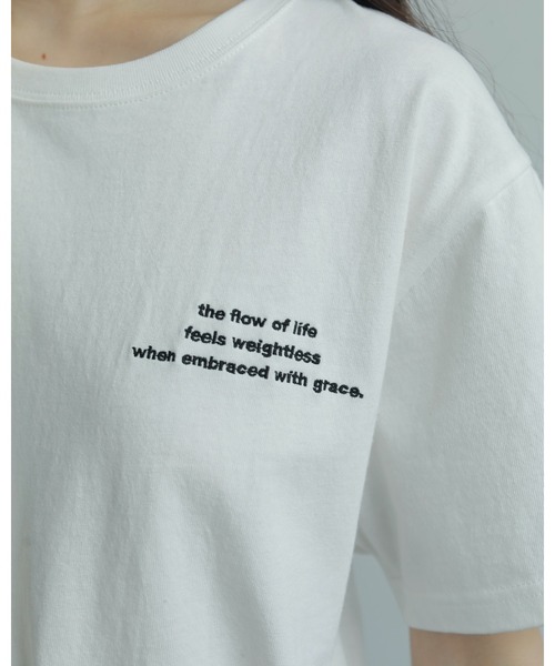 anuke(アンヌーク)の「Embroidery Logo T-shirts(Tシャツ/カットソー・レディース・チャコールグレー/ホワイト・FREE)」の5枚目の写真