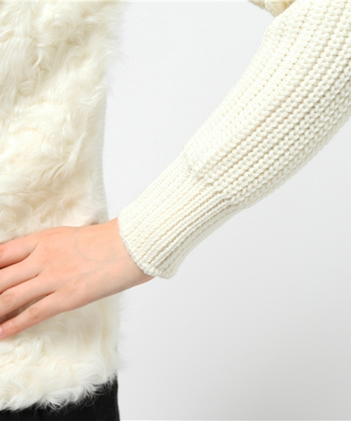 'PalinkA（パリンカ）の「カルガンラムニット（ニット/セーター・レディース・オフホワイト/ブラック・FREE）」の7枚目の写真