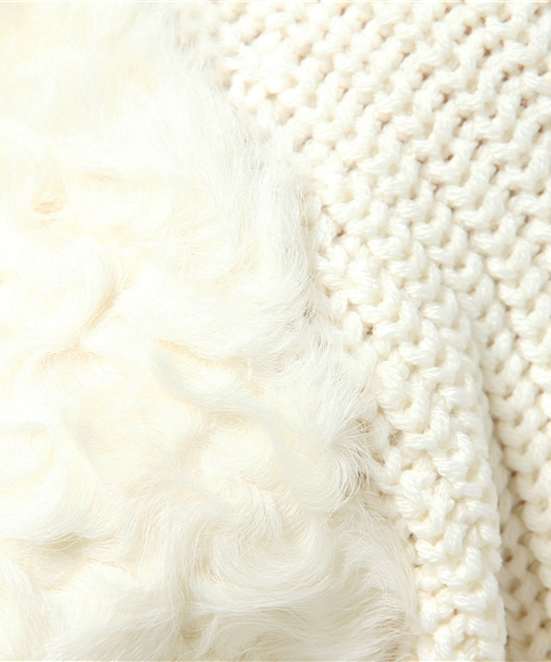 'PalinkA（パリンカ）の「カルガンラムニット（ニット/セーター・レディース・オフホワイト/ブラック・FREE）」の9枚目の写真