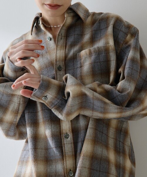Whim Gazette（ウィムガゼット）の「シャギーチェックシャツ（シャツ/ブラウス・レディース・ベージュ/グレー・FREE）」の18枚目の写真