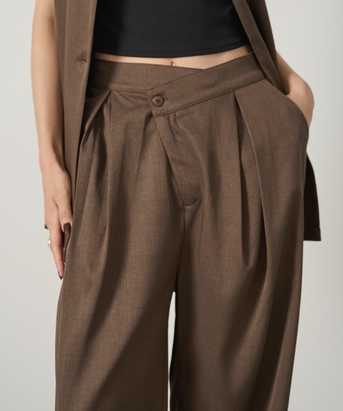 アシンメトリータックワイドパンツ/セットアップ可能
