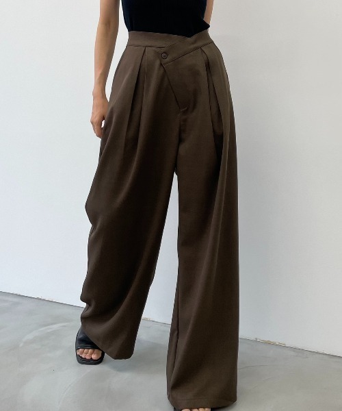 アシンメトリータックワイドパンツ/セットアップ可能（スラックス