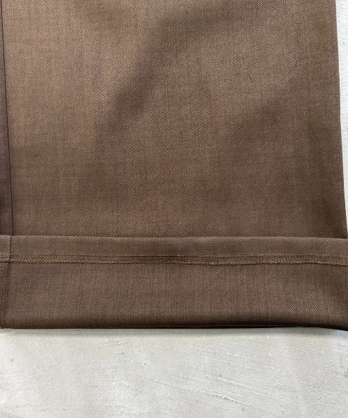 AIC.（エーアイシー）の「アシンメトリータックワイドパンツ（スラックス・レディース・ピンク/ブラウン/ブラック・SMALL/MEDIUM）」の4枚目の写真