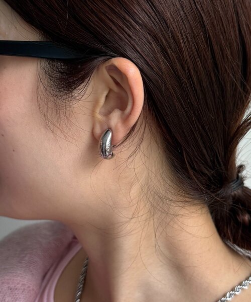 DouDou(ドゥドゥ)の「【インフルエンサー okochi企画】ドロップイヤリング(ピアス(両耳用)・レディース・シルバー/ゴールド・FREE)」の6枚目の写真