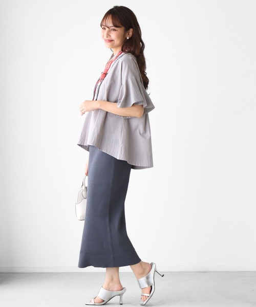 Ehre style(エーレスタイル)の「夏のコーデも 気楽にきちんと 揺れ袖トップス(シャツ/ブラウス・レディース・ブラック/グレー・FREE)」の6枚目の写真