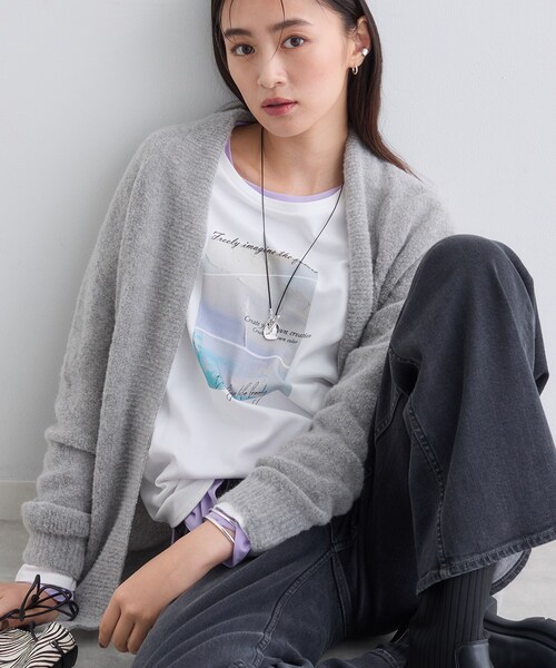 INDIVI（インディヴィ）の「【エアリー素材】ブークレ着流しニットカーディガン（カーディガン/ボレロ・レディース・ナチュラル/チャコールグレー/グレー・38/15 /13/05）」の2枚目の写真