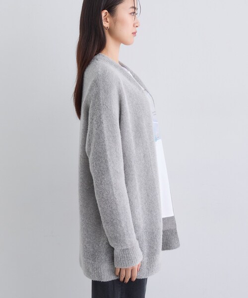 INDIVI（インディヴィ）の「【エアリー素材】ブークレ着流しニットカーディガン（カーディガン/ボレロ・レディース・ナチュラル/チャコールグレー/グレー・38/15 /13/05）」の4枚目の写真